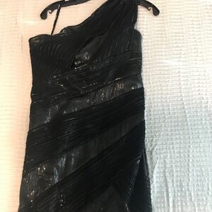 Stunning black one shoulder dress for Black Tie Affair!